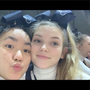 Meet your Posher, Ella